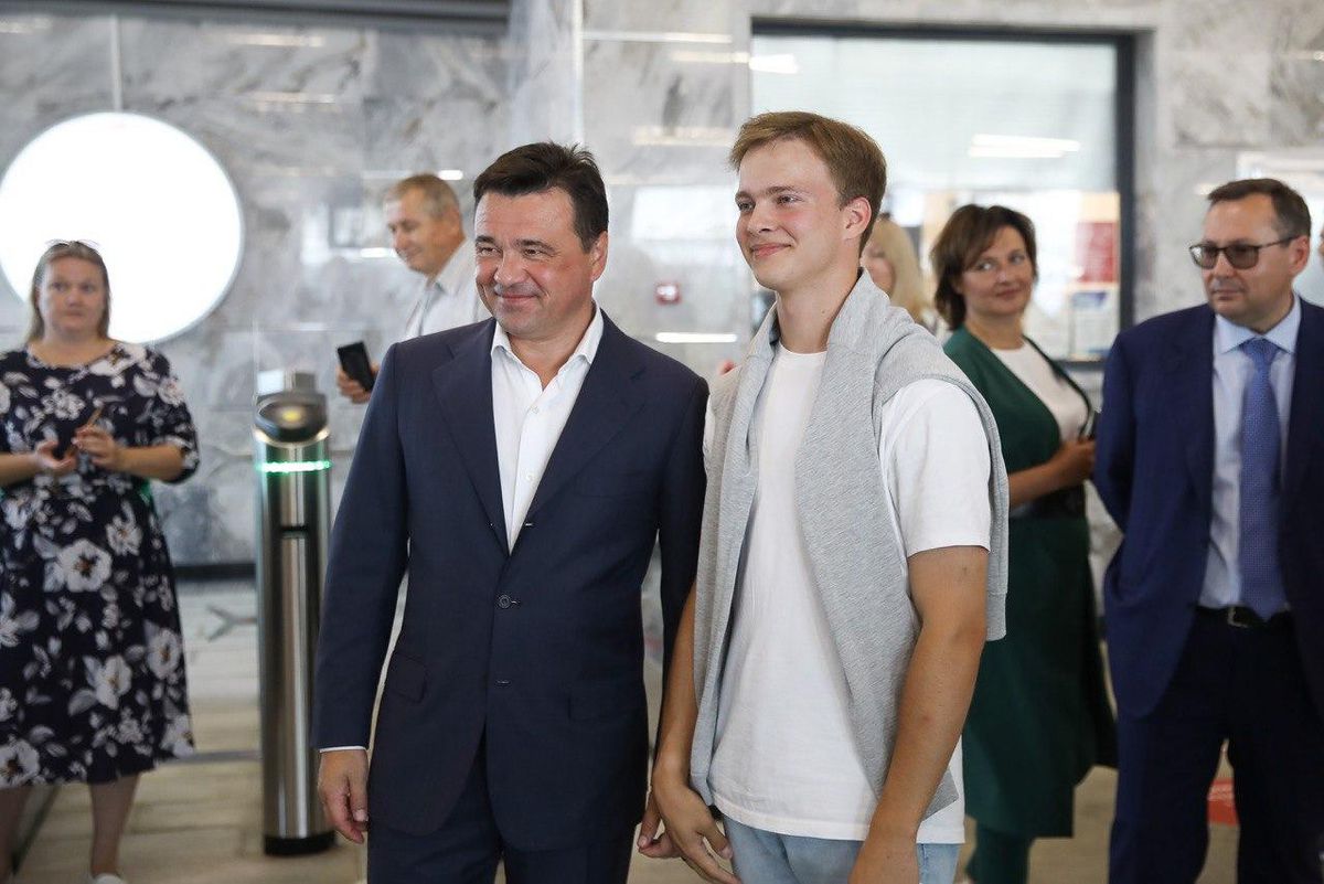 Андрей Воробьев губернатор московской области - Пригородный вокзал открыли в Нахабине. Это крупнейшая станция МЦД